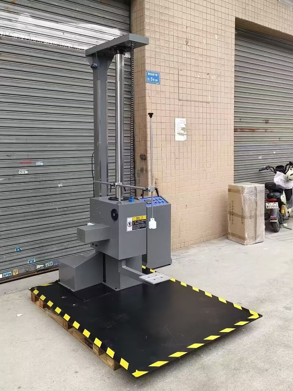 單臂跌落試驗機